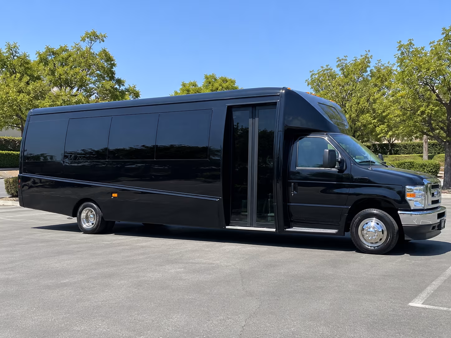 fort collins sporting event bus transportation in fort collins
