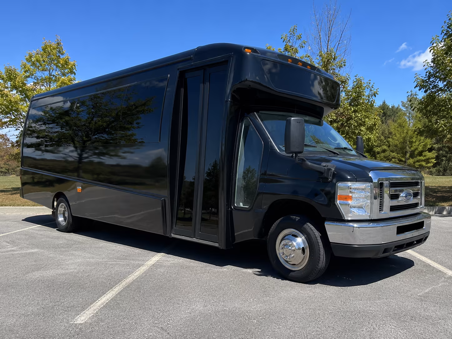 lakewood rent a charter bus for lakewood business events
