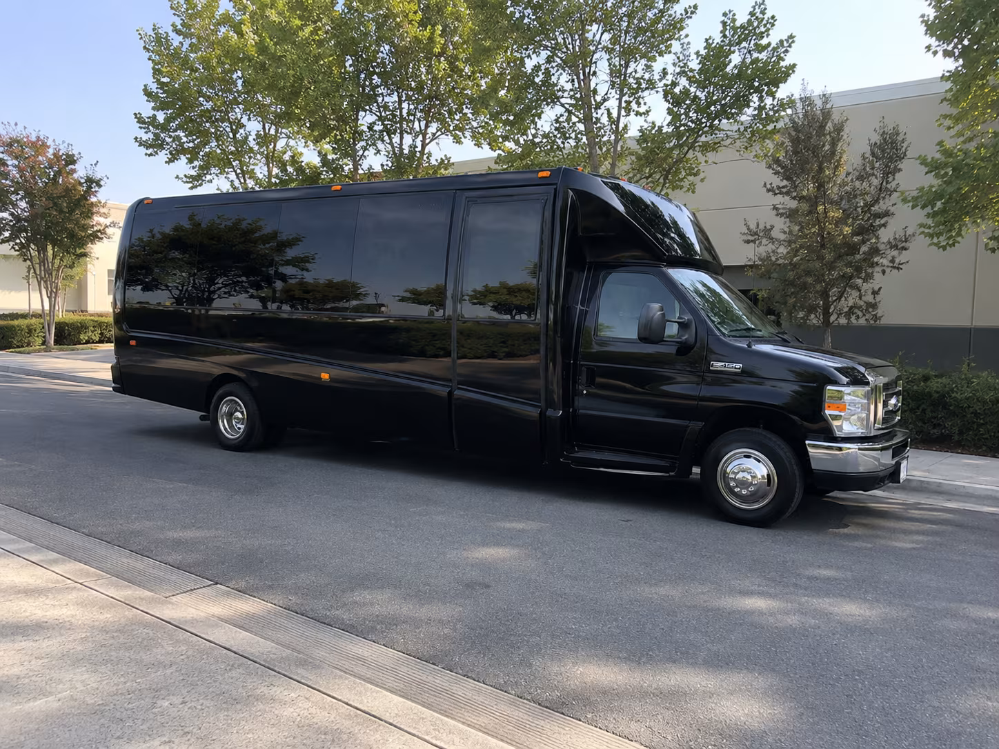 pueblo bus rentals