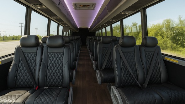 aurora 28 passenger minibus